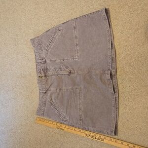 American eagle women's size 8 Purple corduroy Hi rise a line skirt